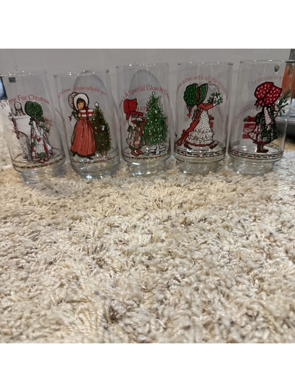 Vtg Set of 5 Holly Hobbie Coca-Cola Christmas Limited Edition Glasses Never used
